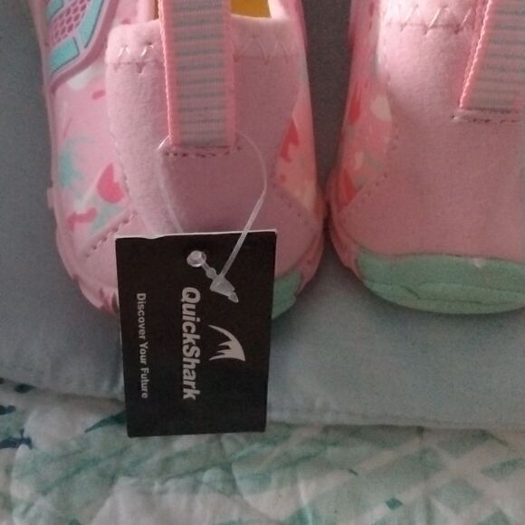 Quickshark    - Picture 3 of 5